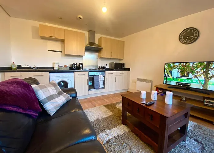 Swanky Central Apartment With Free Wifi